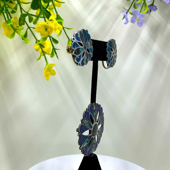 925 Sterling Silver and Abalone Shell Vintage Screwback Earring and Brooch Set - Picture 4 of 8